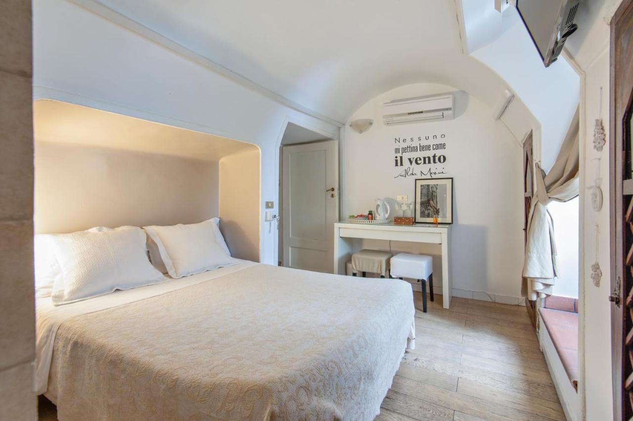 Bed & Breakfast Le Stanze Del Poeta - Sit