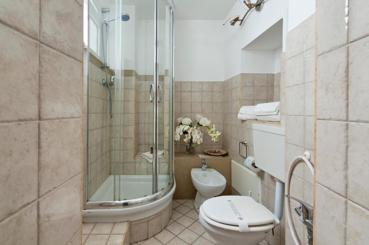 Bed & Breakfast Le Stanze Del Poeta - Sit